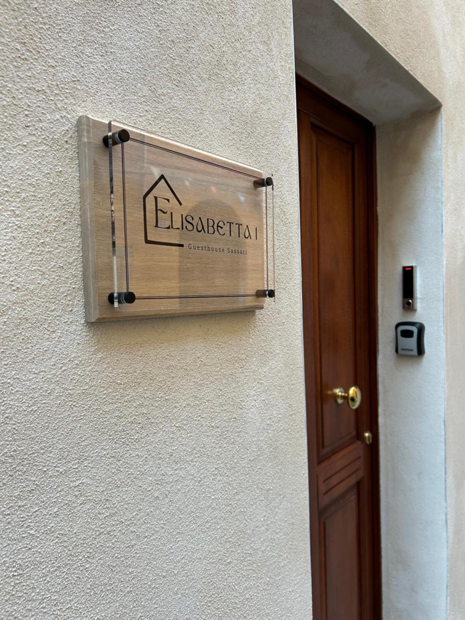 Elisabetta1 Guesthouse Sassari Dış mekan fotoğraf